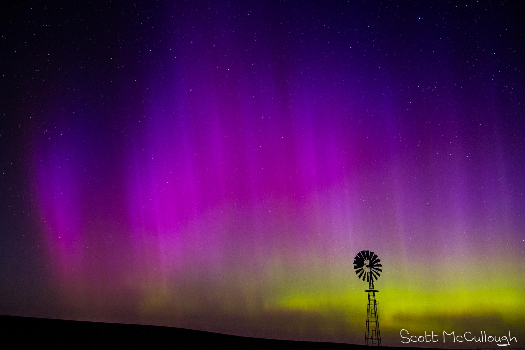 Aurora Borealis with a windmill in the foreground